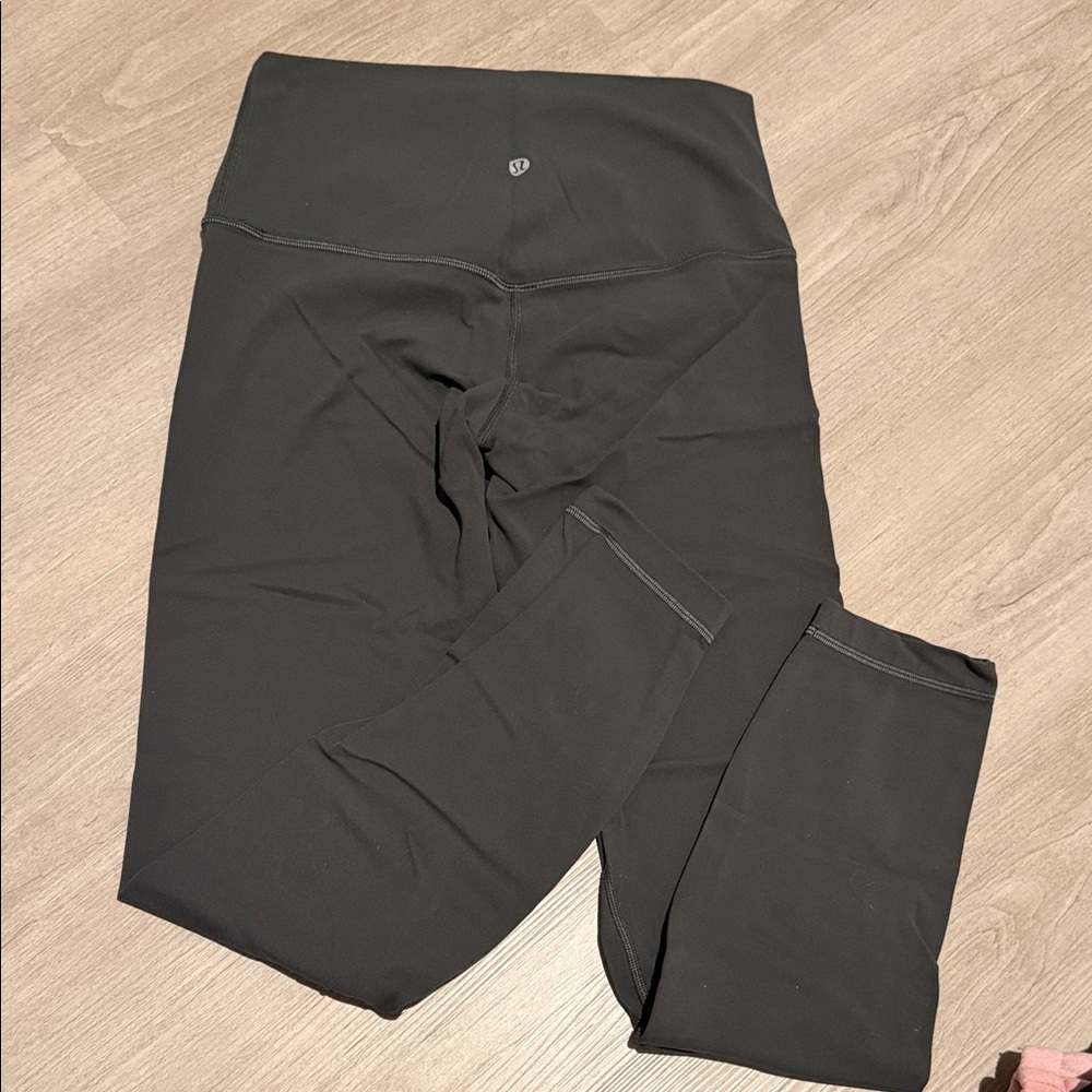 Graphite Lululemon 25’ Align Legging Size 6
